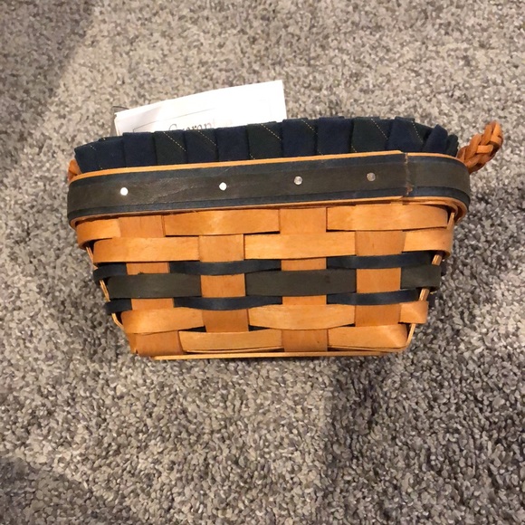Longaberger 2000 Renewal Basket! - Picture 4 of 6